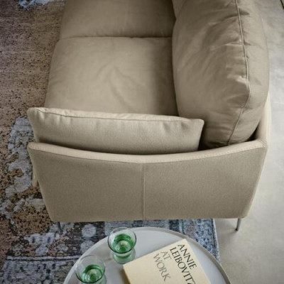 Perfect living room set consists of L-shaped corner sofa and 2-seater sofa.