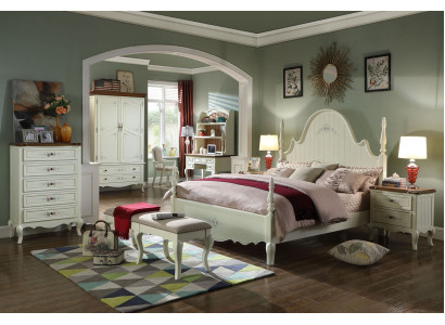 Distinctive white bedroom set in a classic style