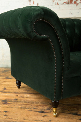 Chesterfield Design Fabric Couch Armchair 1.5 Seater Upholstered Sofa Lounge Green Velvet
