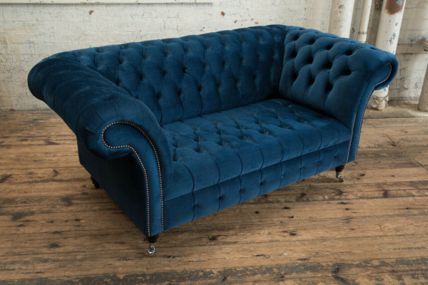 Living room sofa Chesterfield classic furniture couch sofas seat upholstery couches
