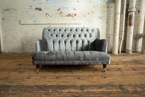 Chesterfield Couch durable and high-quality couch three-seater seat cushion