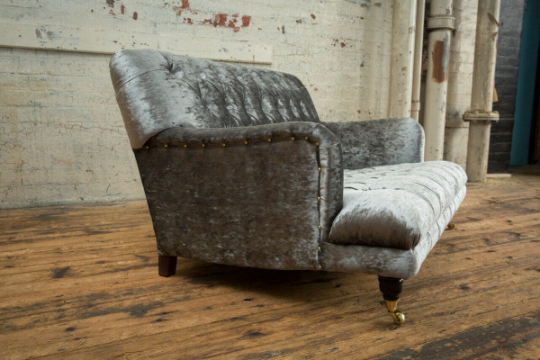 Chesterfield Couch durable and high-quality couch three-seater seat cushion