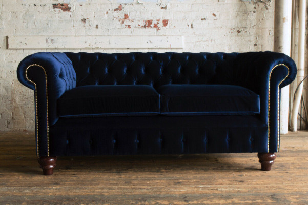 Chesterfield sofa couch classic furniture living room sofas seating upholstery couches