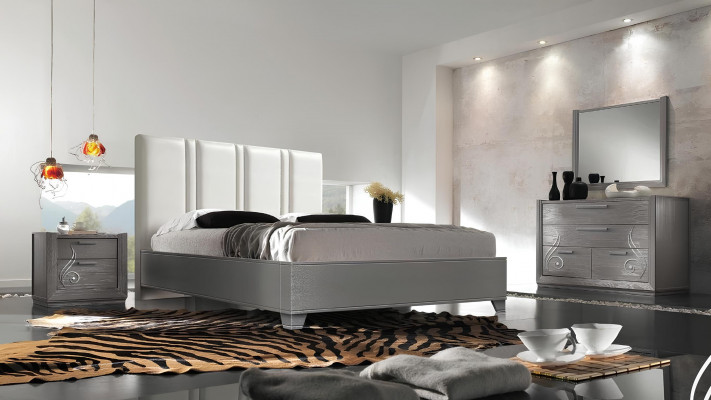 Luxury Set Bedroom Bed Nightstand Dresser Mirror Group Ensemble New 5-piece.