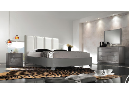 Luxury Set Bedroom Bed Nightstand Dresser Mirror Group Ensemble New 5-piece.