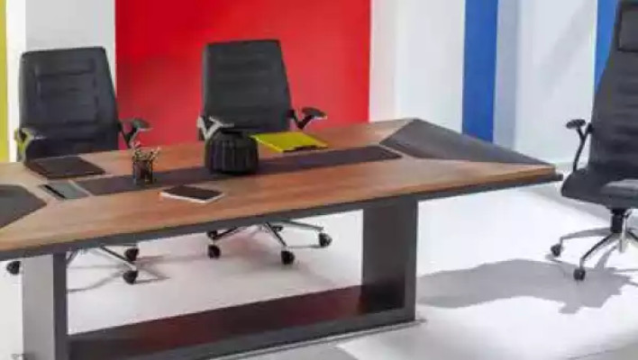 Comfortable stylish conference table desk office furniture wood