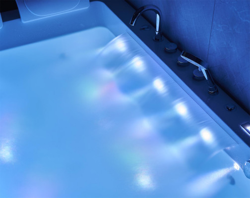 Indoor bathtub whirlpool hydrotherapy tub bathtub wellness