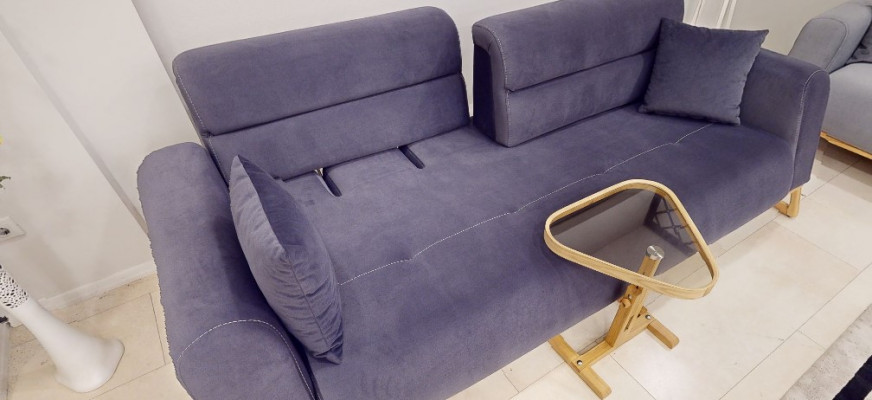 Exclusive Blue 3-Seater Living Room Designer Couch Luxury Seating Furniture