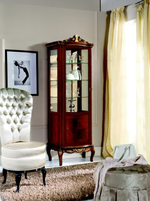 Classic furniture wood brown showcase chic luxury display cabinet Italian furniture