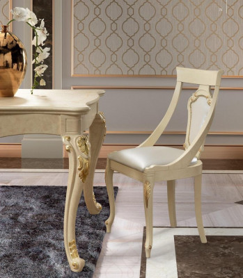 Extendable dining table classic design table Italian furniture wood dining