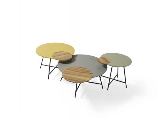 Exclusive designer coffee table set from a European furniture manufacturer.
