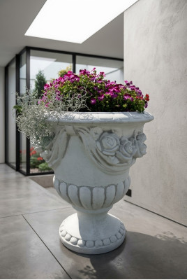 Flower tubs, plant containers, decoration figure, garden flower pots, nature vases