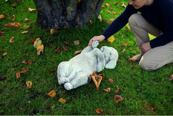 Garden decoration dog terrace stone figures figure decorative white statue