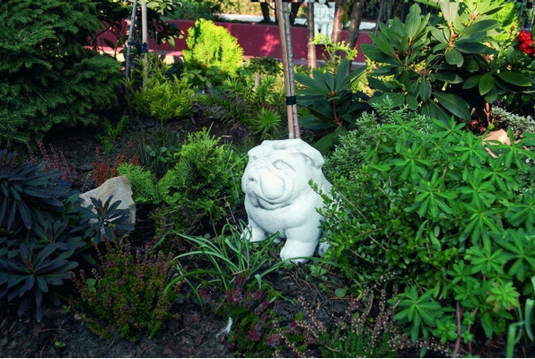 Garden Decoration Dog Terrace Stone Figures Decorative Figure White Statue