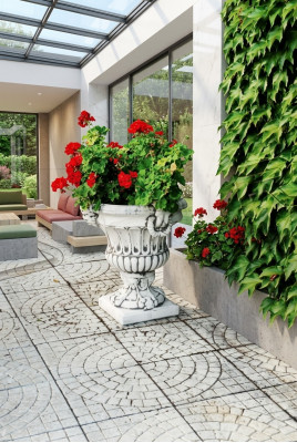 Design Flower Pot Top Planter Container Pots Decorative Figure Face