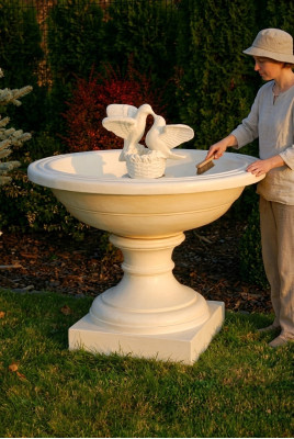 Decorative fountain, spring fountain, new sculpture, garden decoration, fountain, pond, fountain.