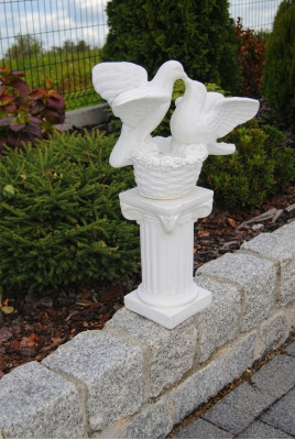 Column Columns Figure Sculpture Figures Statue Terrace Design Garden Decoration