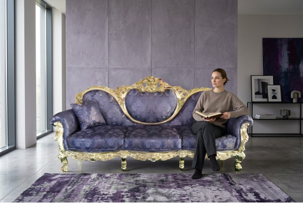 Throne Sofa Queen Upholstery Velvet 3-Seater Antique Style Armchair Lounge Chesterfield