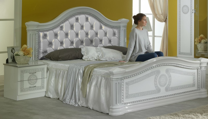 Designer bed bedroom beds Chesterfield textile leather hotel luxury upholstery