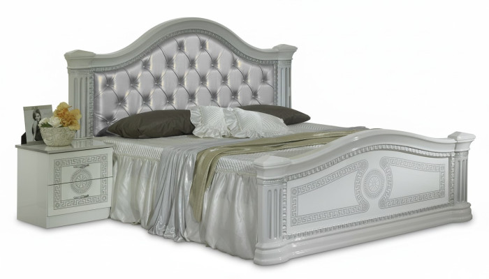Designer bed bedroom beds Chesterfield textile leather hotel luxury upholstery