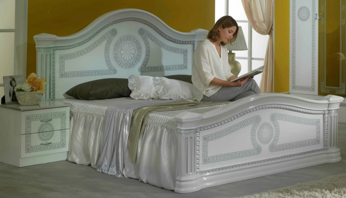 Designer bed bedroom classic beds wood hotel luxury upholstery seating new