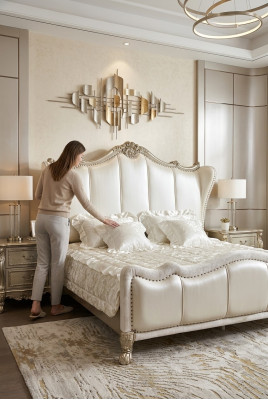 Classical Bed Baroque Rococo Chesterfield Style Double Leather Hotel Antique Beds