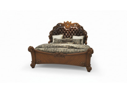 Classic bed baroque rococo chesterfield style double leather hotel antique