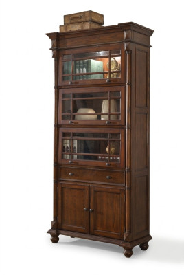 Classic bookcase bookshelf display cabinet vitrine cabinet glass cabinet.