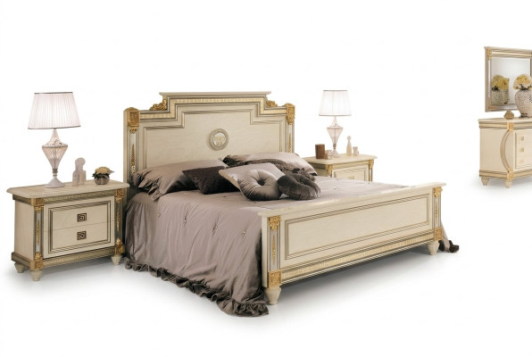 Royal bed 2x night stands bedroom set 3-piece set wood beds new