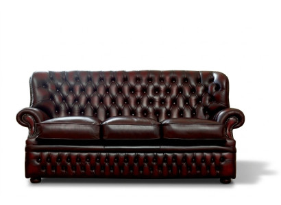 Brown Chesterfield 3-seater in antique style designer living room couch