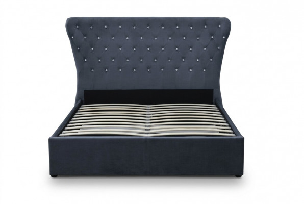 Chesterfield bed design bedroom English beds textile upholstery