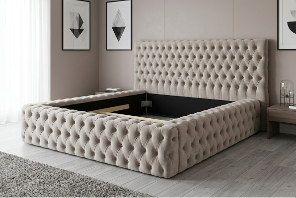 Elegant Chesterfield Design English Double Bed in Beige - Beds with Timeless Style