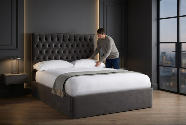 Chesterfield Gray Luxury Velvet Textile Bed Double Design 180x200cm Beds New