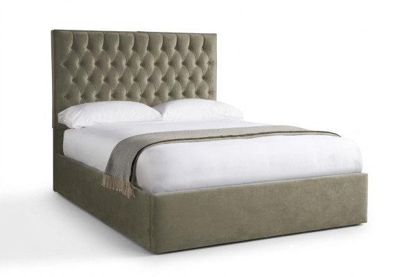 Tufted Chesterfield Double Bed Designer Bedroom Beds