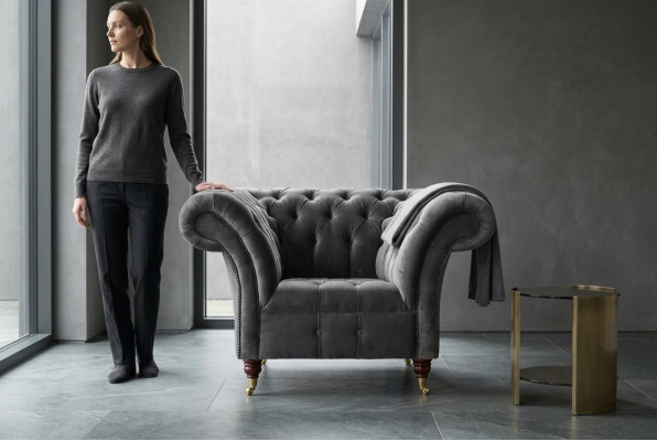 Armchair Metal Design Lounge Club Chair Seat Relax Luxury Room Waiting New Upholstery