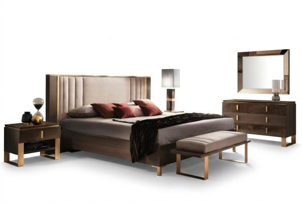 Arredo Alassic Furniture 3-piece Suite Italian Bedroom Nightstand Set