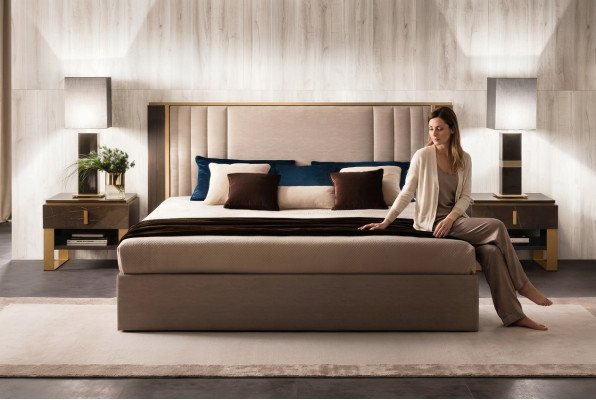 Bed 2x Nightstand 3-piece Bedroom Set Design Modern Luxury Italian