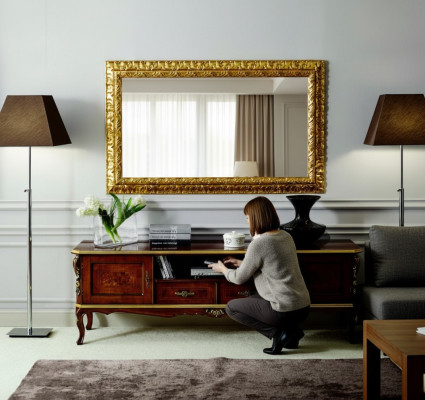Luxury 2-piece Set Sideboard Lowboard RTV Mirror Italian Wood Furniture Wood Furniture