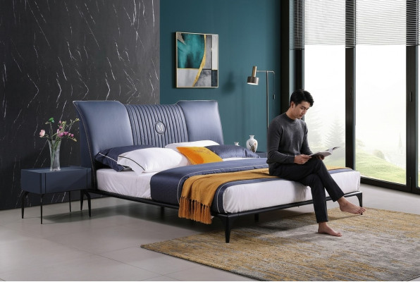 Bedroom furniture 3-piece set hotel bed + 2 glossy nightstands beds Italy