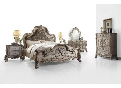Complete set bedroom royal baroque bed dressing table bedside table 6 pieces.