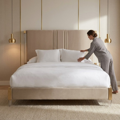 Luxury Double Hotel Beds Bedroom Leather 180x200cm Bed Upholstery Design New