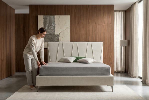 Luxury hotel beds, bedrooms textile 140x200cm bed cushion design Italy