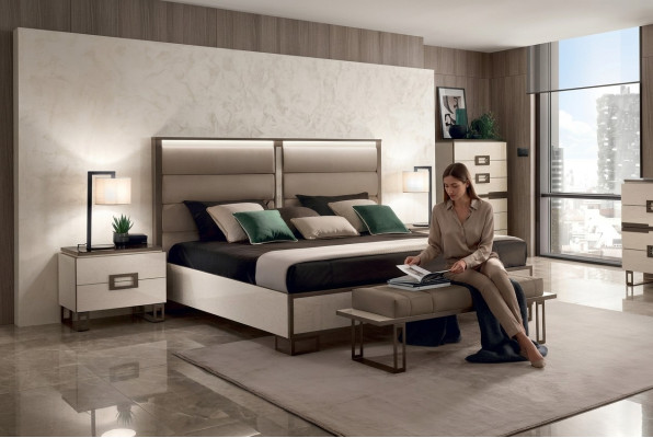 Bed Cushion Classic Double Bed Wood 180x200cm Beds Hotel Bedroom New