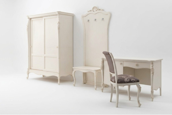 Classic Bedroom Complete Set Stool Desk Wardrobe 5-piece.