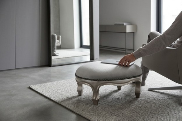 Ottoman Upholstered Seat Fabric Relaxing Side Table Sofa Bench Ottoman R1 Designer Luxury