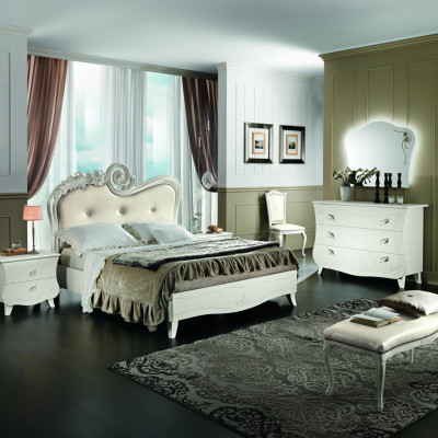 Classic bed luxury beds Chesterfield furniture bedroom baroque hotel fabric