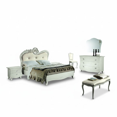 Classic bed luxury beds Chesterfield furniture bedroom baroque hotel fabric
