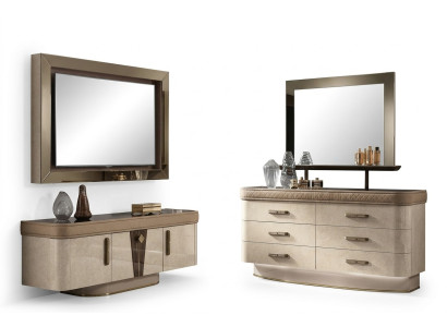 Chest of draws set, group wood design, cabinet new living room set, dresser, mirror.