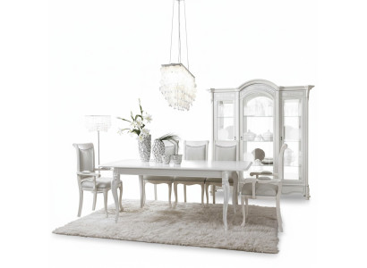 Dining table set with 4 armchairs, classic wooden 5-piece complete set.
