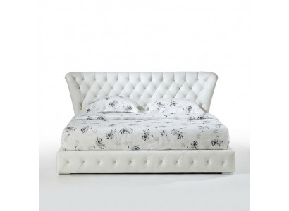 Designer Chesterfield Leather Bed Hotel Double Luxury Sleeping Room
